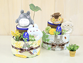 トトロのおもちゃ&タオル付きおむつケーキ